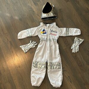 Melissa & Doug Astronaut Costume for kids